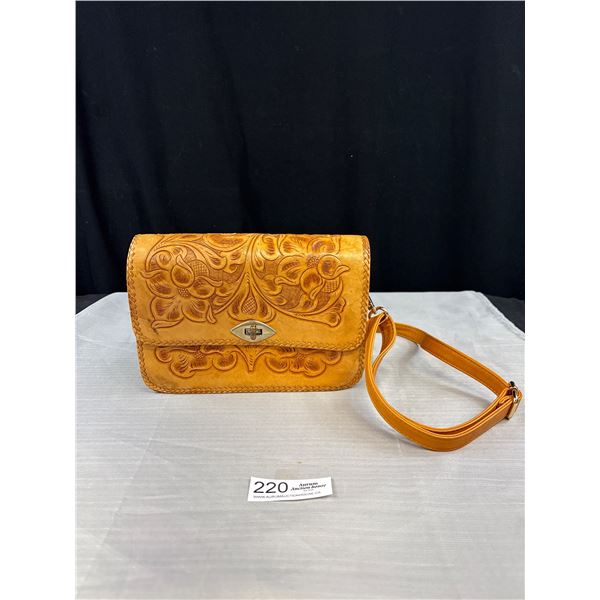 Very Nice Hand Tooled Mexican Leather Clutch Purse with Floral Design Like New