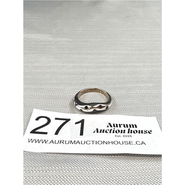 Very Good Quality Sterling w/ Inset Garnet Ring