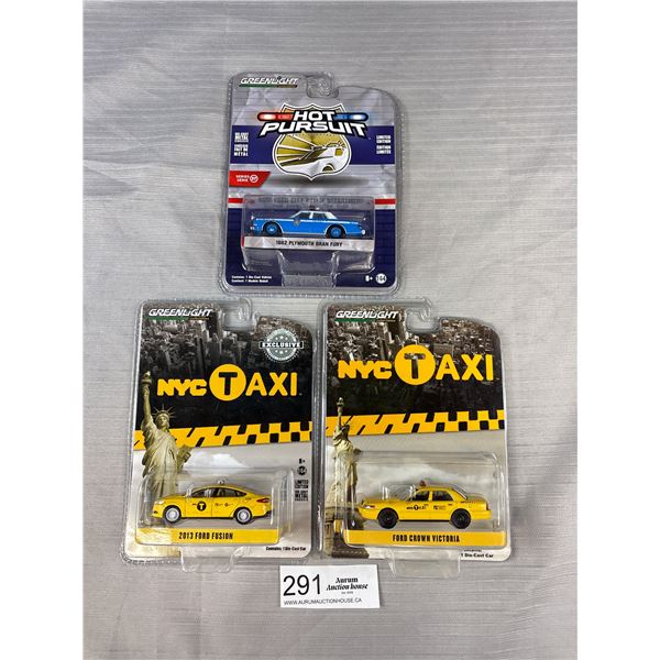 Lot of 3 Green Light Diecast Cars in Packages Taxi and Police Car