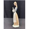Image 3 : 2 Nao by Lladro Porcelain Figurines Lady Holding Bird + Other