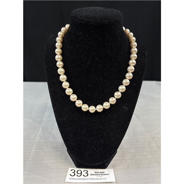Hand Knotted Large Pearls Choker Necklace