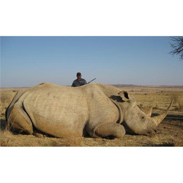 Eastern Cape, South Africa - 3 Hunters for 7 Hunting Days for Impala, Wart Hog, and Rhino Vita Dart