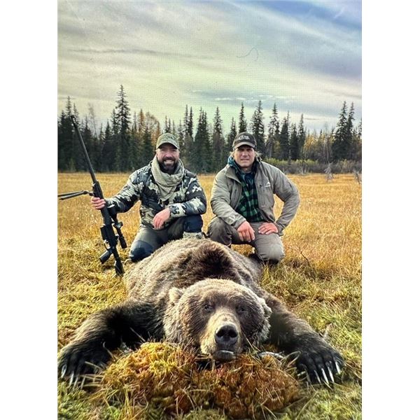 Alaska, USA - 1 Hunter for 7-Day Alaska Brown Bear Hunt