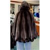 Image 2 : DAVID GREEN WOMEN'S MINK PONCHO