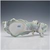 Image 4 : Lladro Porcelain Figurine, Dreaming On Dew Drops 1006787