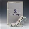 Image 5 : Lladro Porcelain Figurine, Dreaming On Dew Drops 1006787
