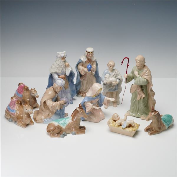 12pc Royal Doulton Porcelain Holiday Nativity Figurines