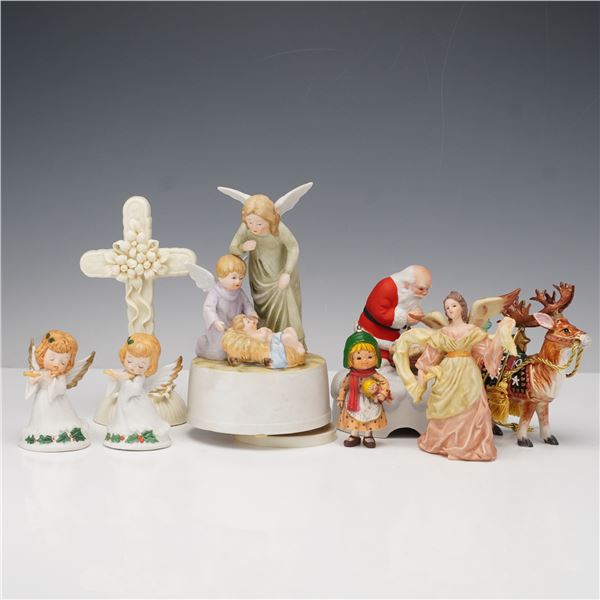 8pc Holiday Decorations, Ornaments and Music Boxes