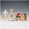 Image 2 : 8pc Holiday Decorations, Ornaments and Music Boxes