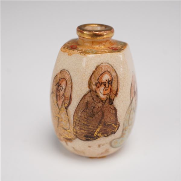 Porcelain Hand Decorated Satsuma-Style Snuff Bottle with Gilding