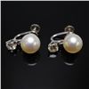 Image 1 : 0.70CTW 14K Gold Pearl and Diamond Screwback Earrings