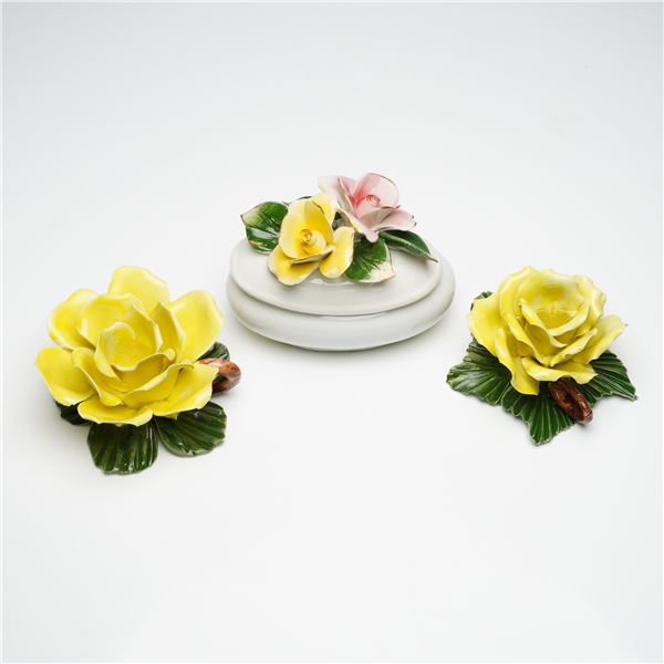 3pc Nuova Capodimonte & Capodimonte Treasure Box and Decorative Flowers