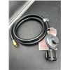 Image 1 : Gas Regulator With Hose For Propane Tank Connection