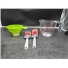 Image 1 : Kitchen Tools Featuring Measuring Cup, Funnel, and Silicone Brushes