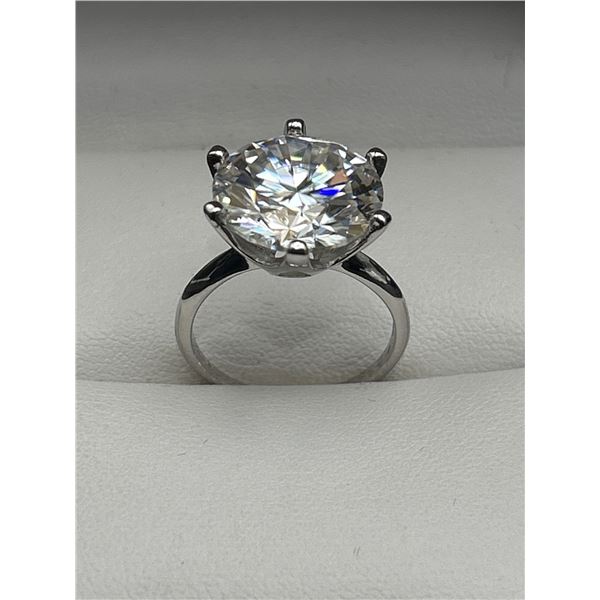$4800 APPRAISED 10.0 CARAT SOLITAIRE ENGAGEMENT RING
