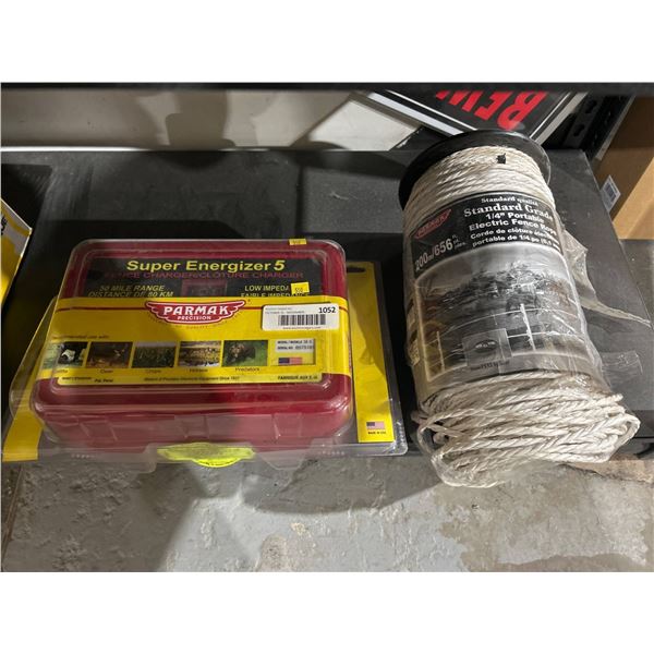 Lot of Parmak Super Energizer 5 Fence Charger and 1/4-Inch Portable Electric Fence Rope