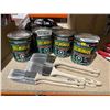 Image 1 : Lot of 4 Minwax Helmsman Spar Urethane Gloss 946 mL With Bennett Brushes 6pcs assorted sizes