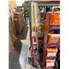 Image 4 : Lot of 2 Valu+ Shovels and 1 Jobmate 2.5 Lb Axe