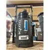 Image 2 : Igloo 1/2 Gallon Water Jug with 1.89 Liter Capacity