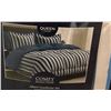 Image 1 : Comfy Bamboo World Queen Size Albert Comforter 7pc Set