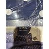Image 3 : Comfy Bamboo World King Size Comforter Set in Polka Dot Pattern