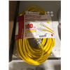Image 2 : 100 Ft Indoor/Outdoor 12-Gauge Extension Cord by Homebase