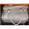 Image 2 : Wenger White Carry Bag With Dual Handles and Zipper Closure