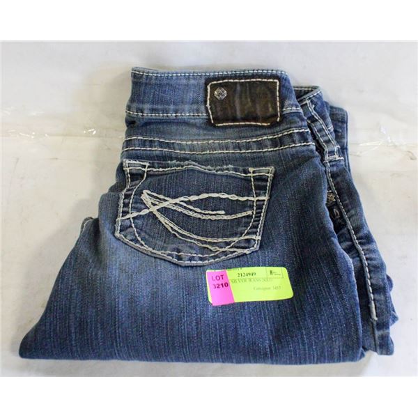 WOMEN'S SILVER JEANS 26X33