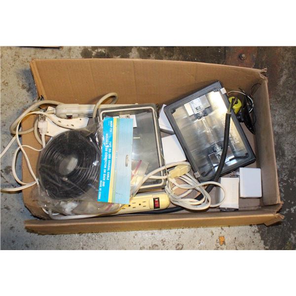 LOT OF FLOOD LIGHTS AND ASSORTED CABLES