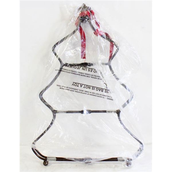 PRINCESS HOUSE METAL TREE