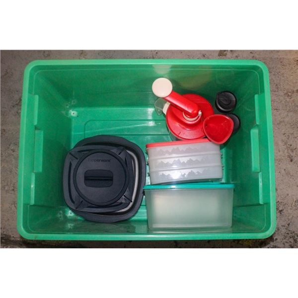 TUPPERWARE KEEP TABS SQUARE STORAGE 5L