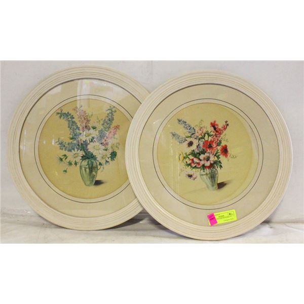 2 ROUND VINTAGE PICTURES 15"