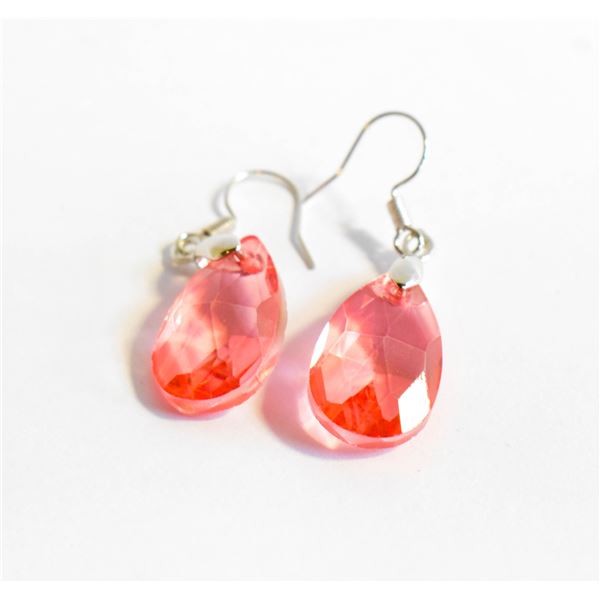 13) SET OF PEAR SHAPED FACETTED CORAL/PEACH