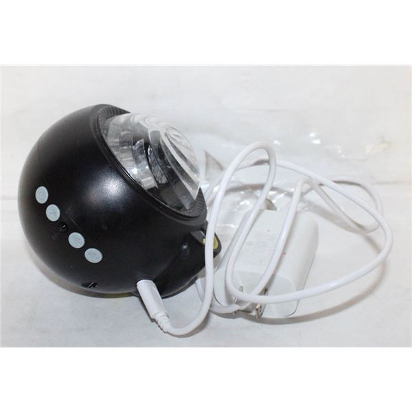 WIRELESS MULTI COLOR PARTY LIGHT/SPEAKER