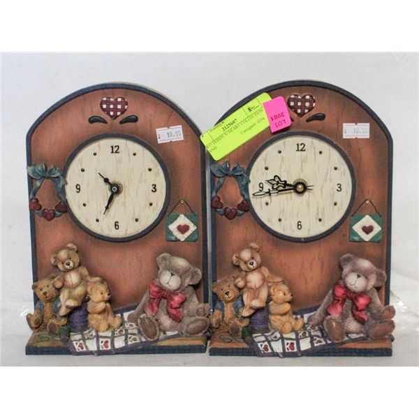 TWO TEDDY N’HEART COLLECTION HAND