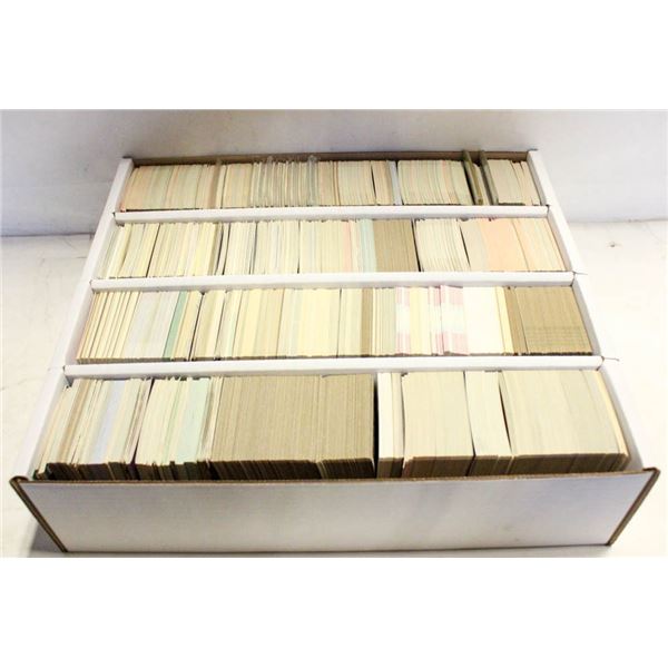 FOOTBALL CFL NFL APPROX 3010 CARDS IN BOX