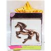 Image 1 : NEW GALLOPING HORSE BROOCH ROSE
