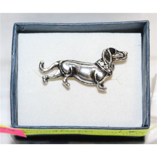 NEW DACHSHUND BROOCH SILVERY &