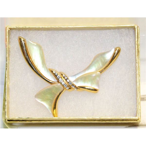 VINTAGE BUTLER SIGNED BROOCH