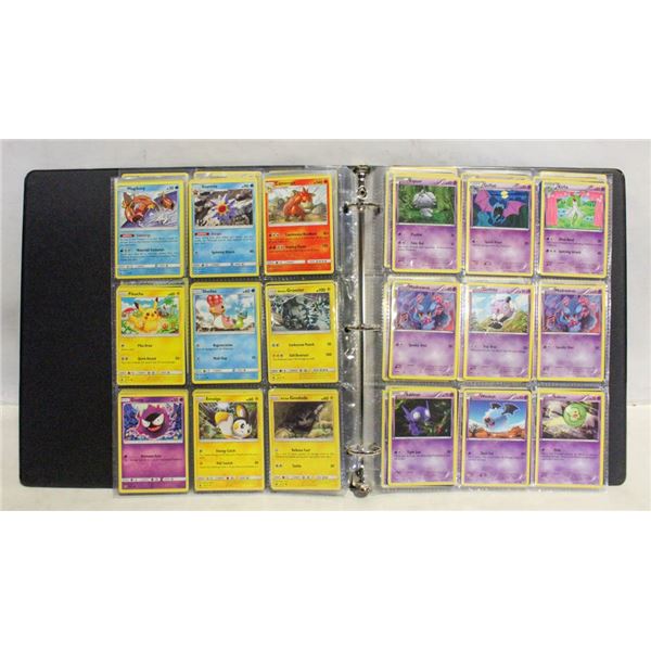 BINDER POKEMON COLLECTOR CARDS