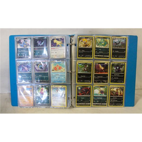 BINDER POKEMON COLLECTOR CARDS