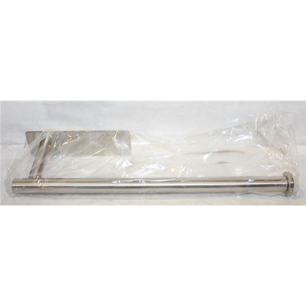 PAPER TOWEL HOLDER SILVER NEW IN BOX