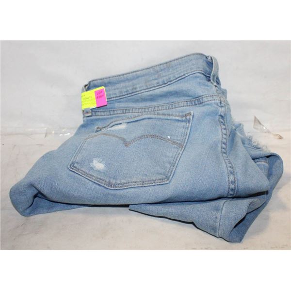 LADIES 30 LEVIS STRAUSS 711 SKINNY TORN HOLE STYLE