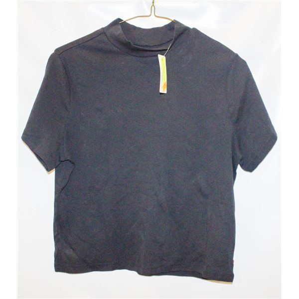 LEVIS XL BLACK KIDS TEE SHIRT