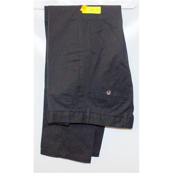 AMAZON ESSENTIALS 34 X 30 BLACK DRESS PANTS