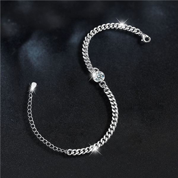 1 CT GRA CERTIFIED ROUND BRILLIANT MOISSANITE