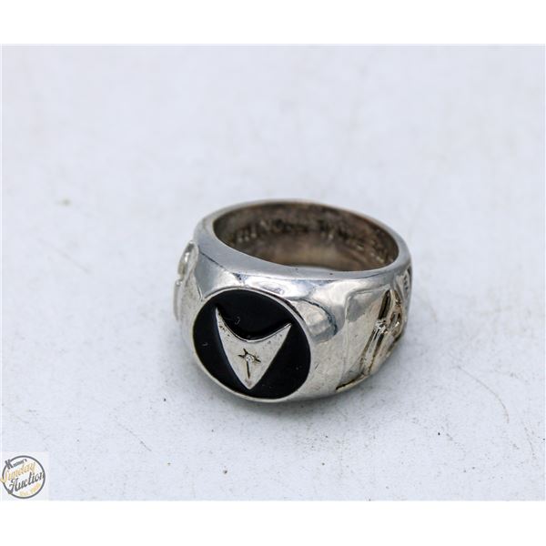 925 STAMPED STAR TREK RING 11.2 GRAMS WITH