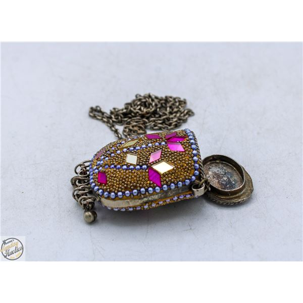 VINTAGE METAL NECKLACE PILL BOX