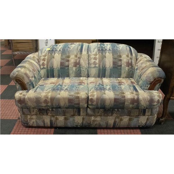 CLASSIC FABRIC LOVESEAT 68" LONG