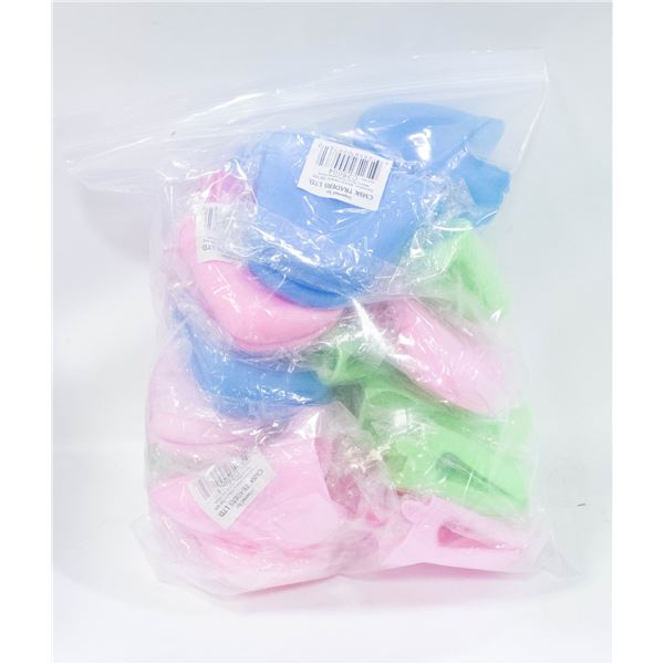 BAG OF NEW SILICONE "OVEN MITTS" FOR NON HOT